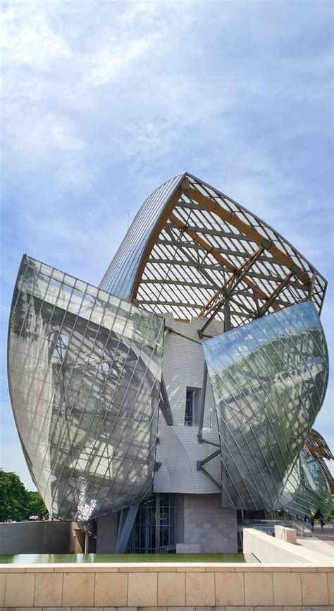 louis vuitton foundation galleru|louis vuitton foundation exhibitions.